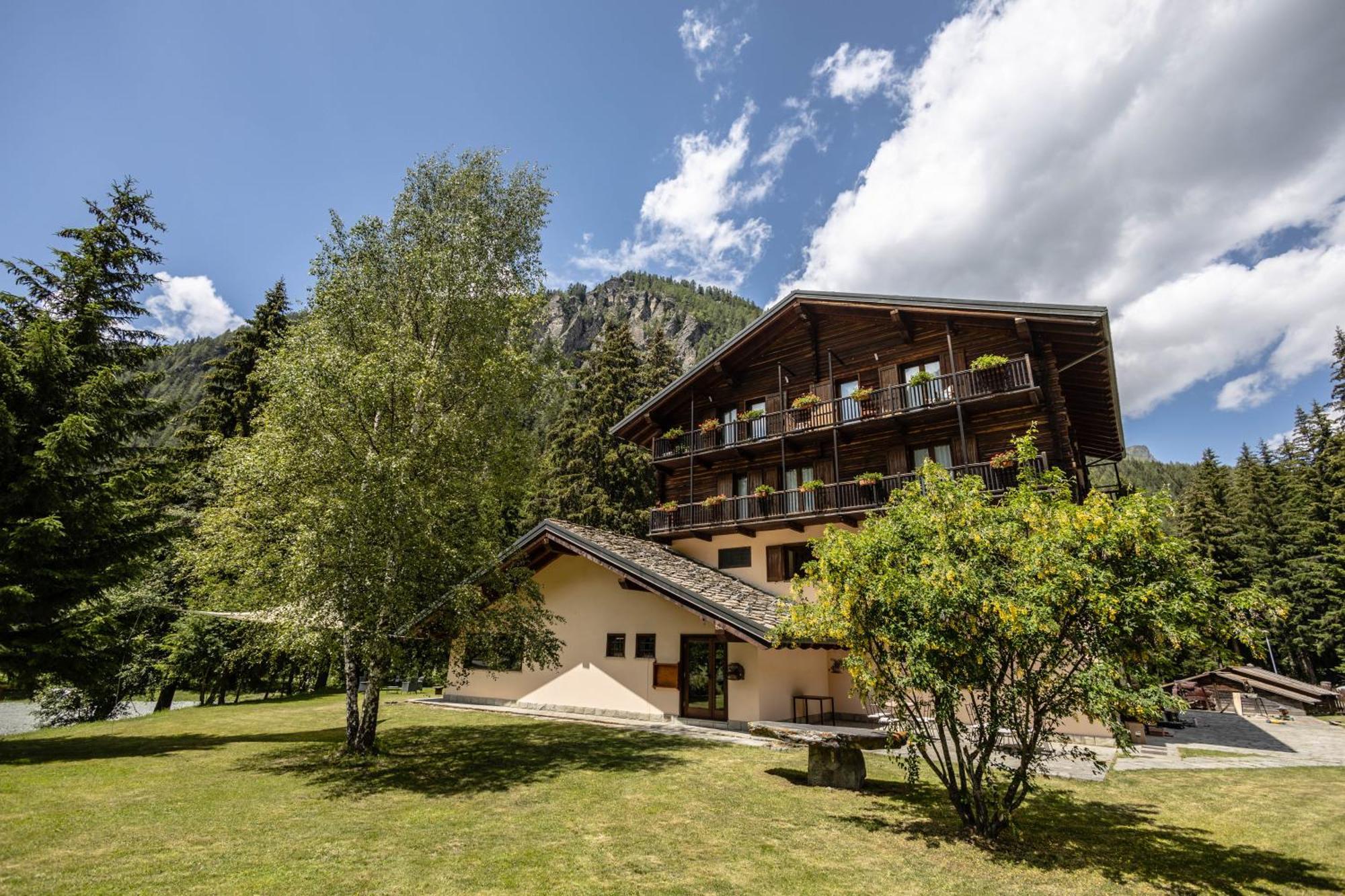 Alpine Forest Hotel 尚波吕克 外观 照片