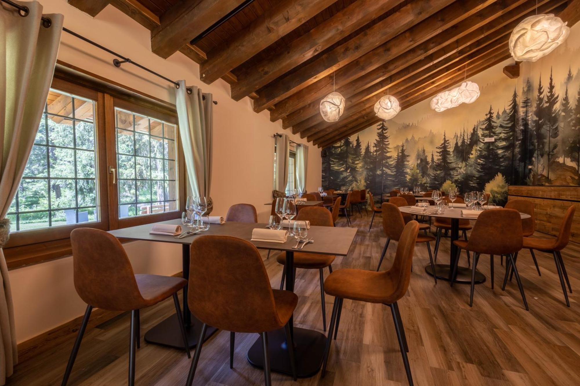 Alpine Forest Hotel 尚波吕克 外观 照片