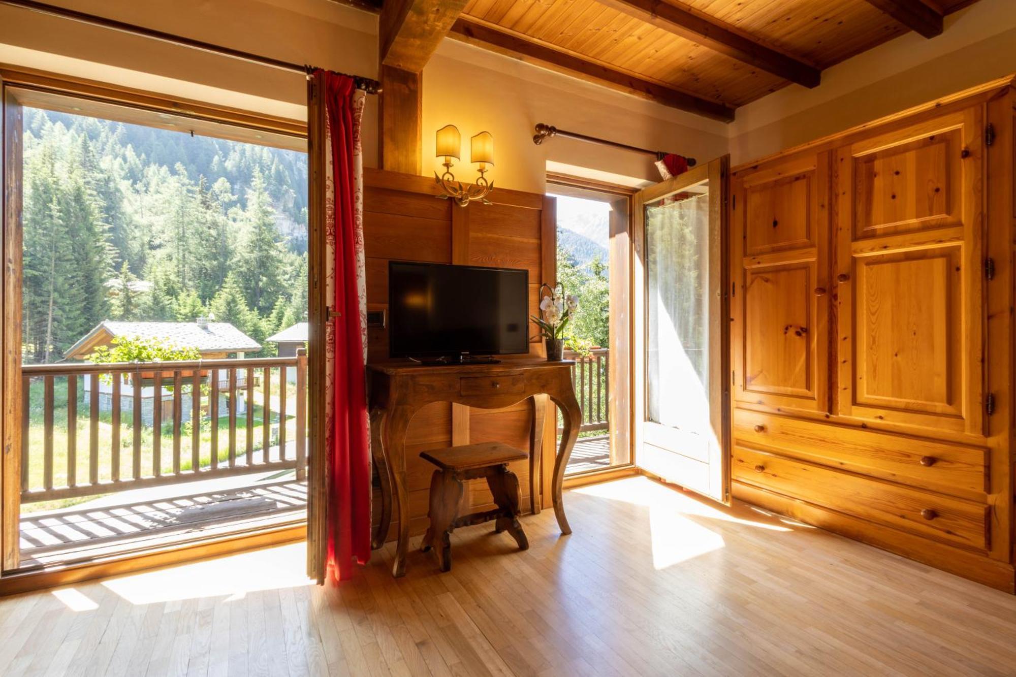 Alpine Forest Hotel 尚波吕克 外观 照片
